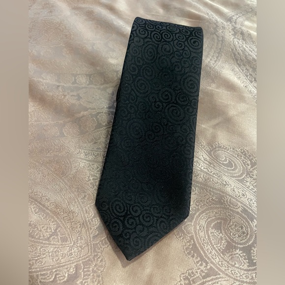 Dolce & Gabbana Mens Black Skinny Tie - Picture 2 of 6